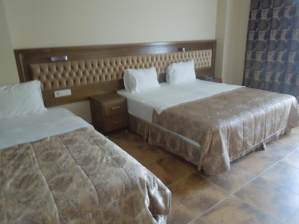 Masi Hotel İmroz Zimmer foto