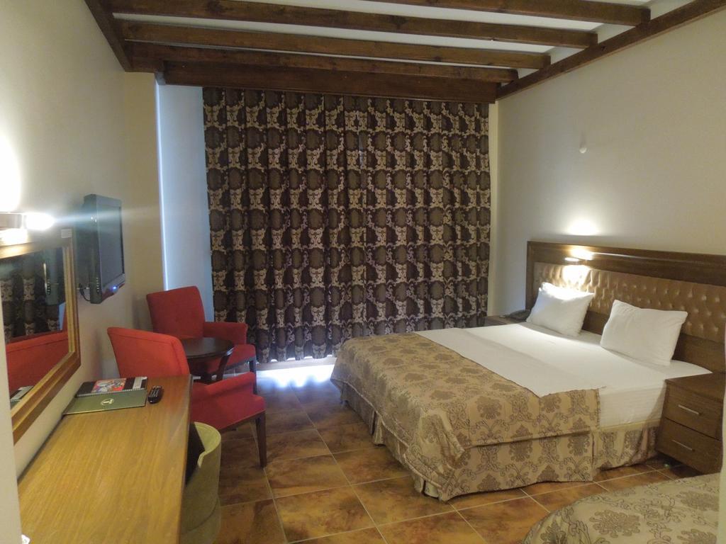 Masi Hotel İmroz Zimmer foto