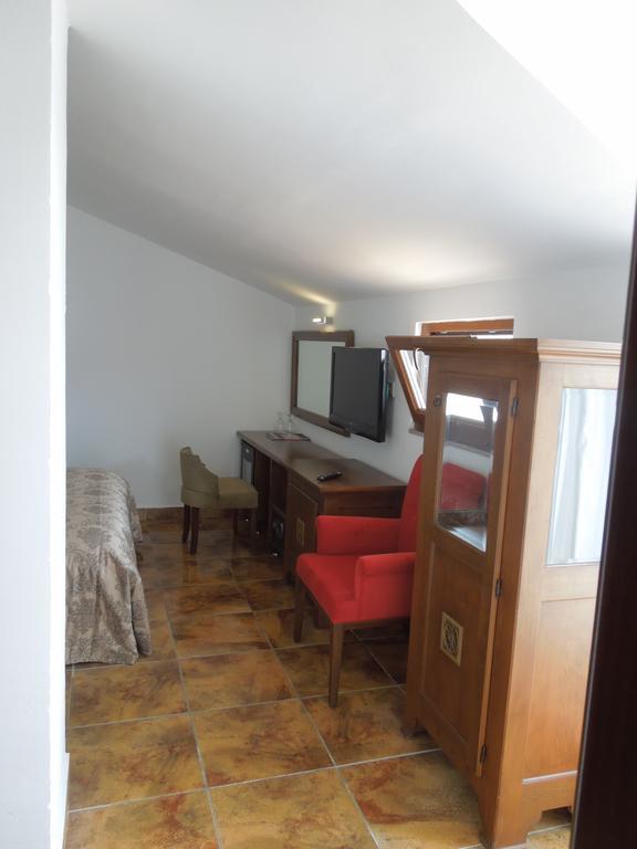 Masi Hotel İmroz Zimmer foto